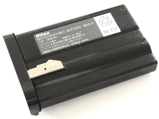 [EN-1]Nikon ニコン デジタルカードカメラ ニコンE2、フジックスDS-505Aバッテリーセル交換