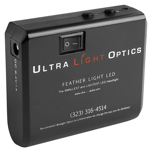 ULTRA LIGHT OPTICS、FEATHER LIGHT LED、The SMALLEST and LIGHTEST LED Headlight バッテリーセル交換