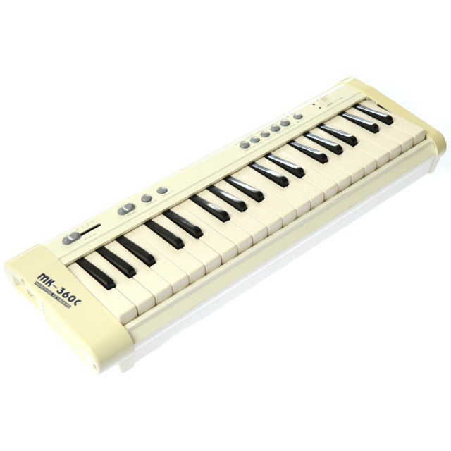 [10T-900SCR-LC1P]SUZUKI 鈴木楽器 マーチングキーボード MK-360C MARCHING KEYBOARD バッテリーセル交換