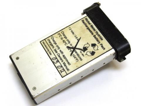[Type: BT6700 Art.No.: 725880]レーザーアライメント社 パイプレーザー 6700 バッテリーセル交換